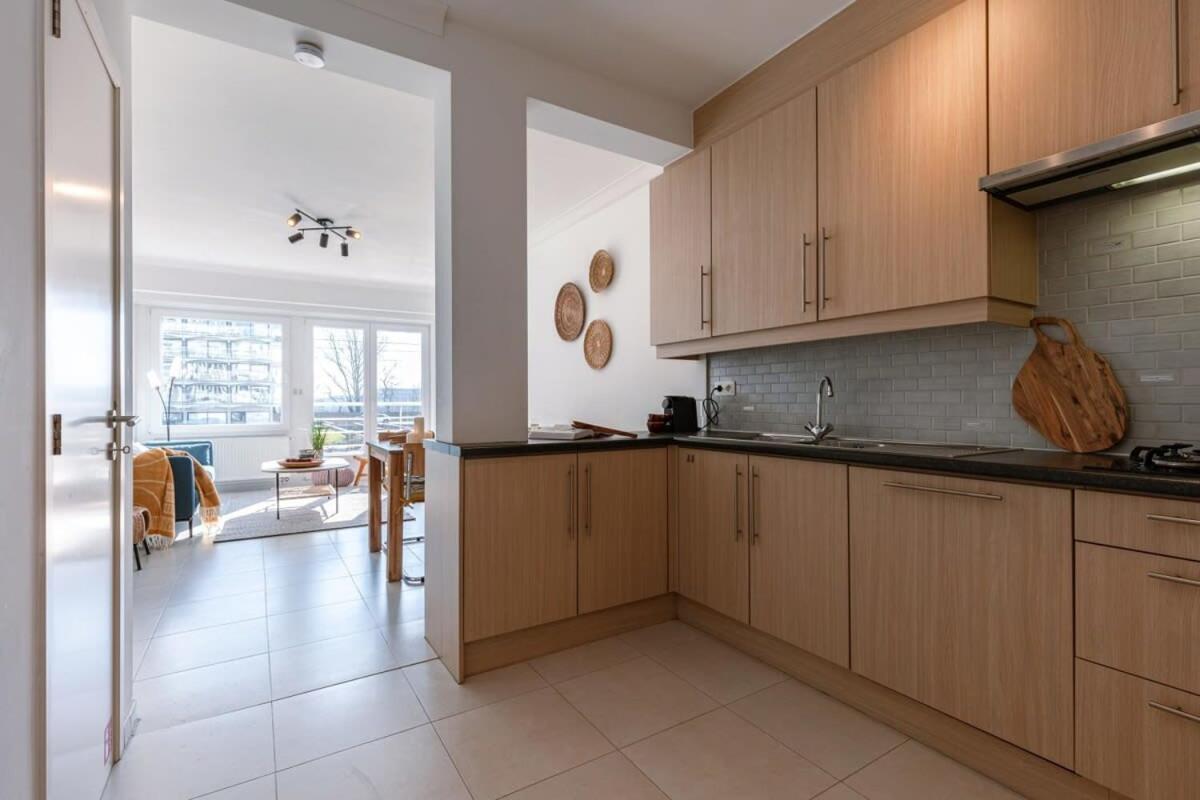 Huswell - Lovely, Sunny Flat Just Near The Beach And The Sea Oostende Bagian luar foto