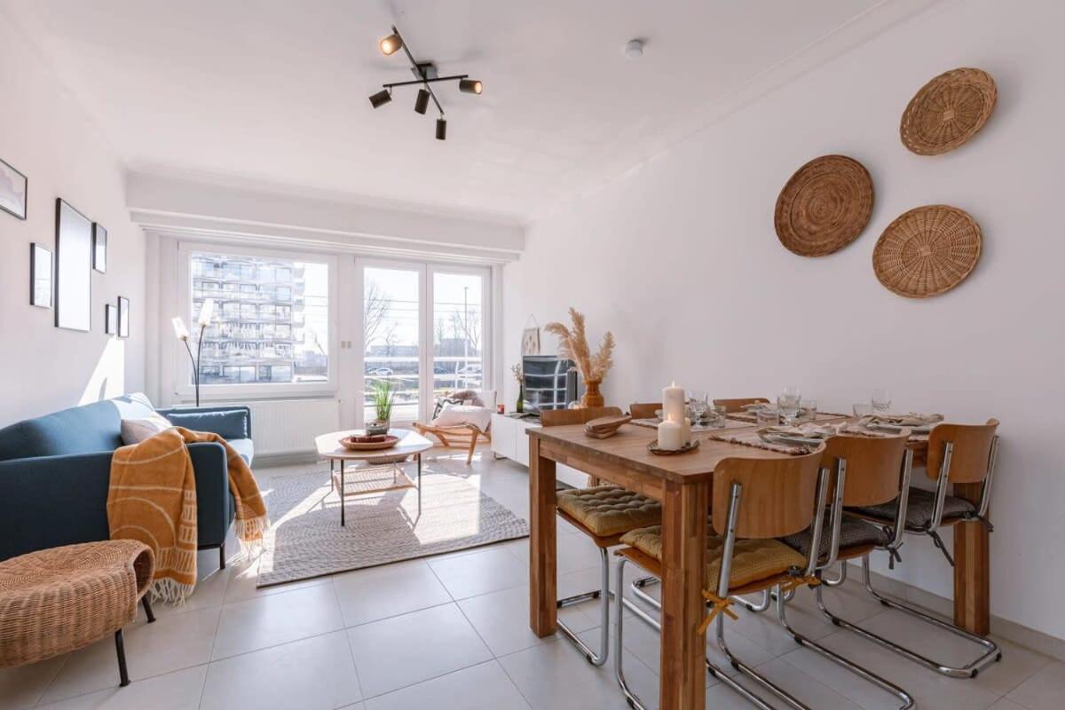 Huswell - Lovely, Sunny Flat Just Near The Beach And The Sea Oostende Bagian luar foto